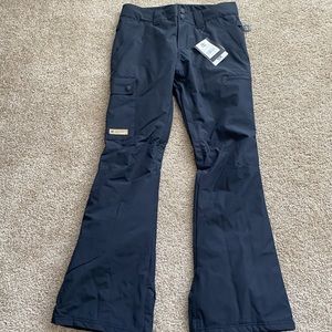 *BRAND NEW* DC Snowboarding/ski pants